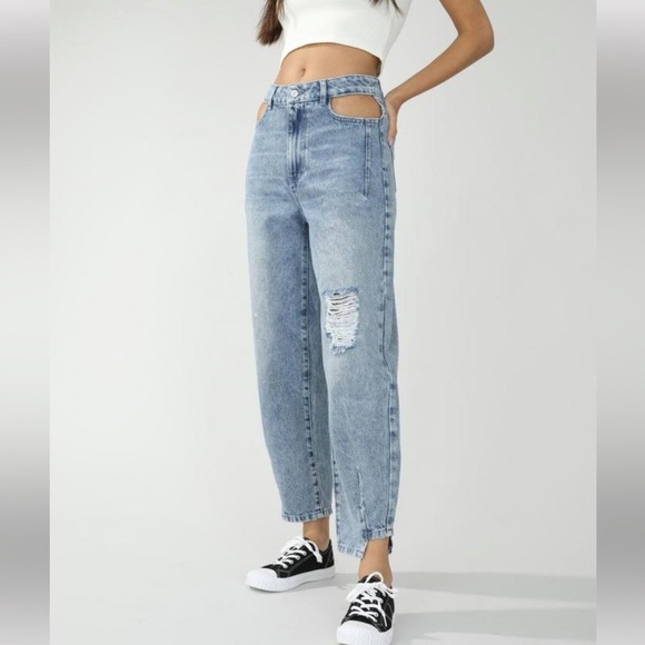 PIMKIE High Waisted Slouchy Cut Out Mom Jeans in Light Blue Size S - Picture 1 of 16